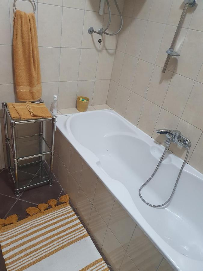 Apartment Lana Trogir Eksteriør billede
