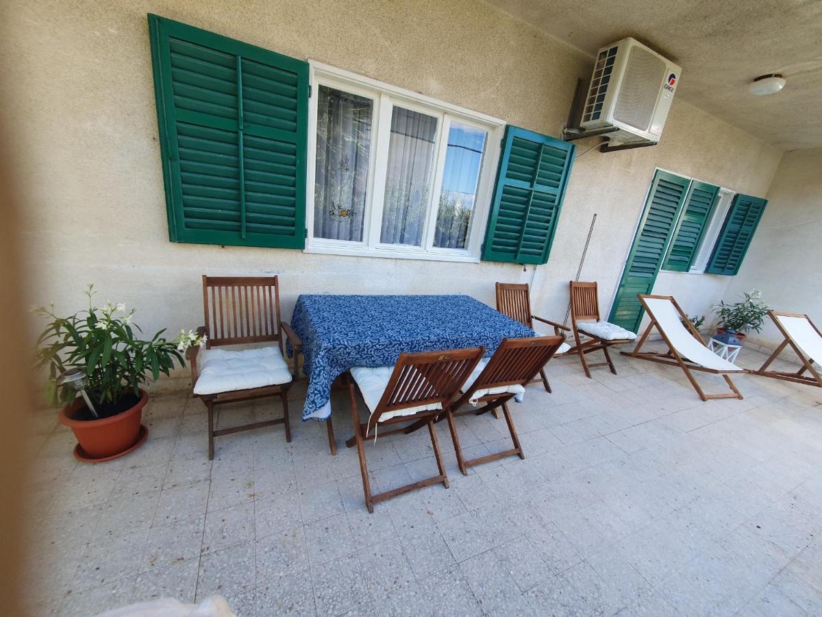 Apartment Lana Trogir Eksteriør billede
