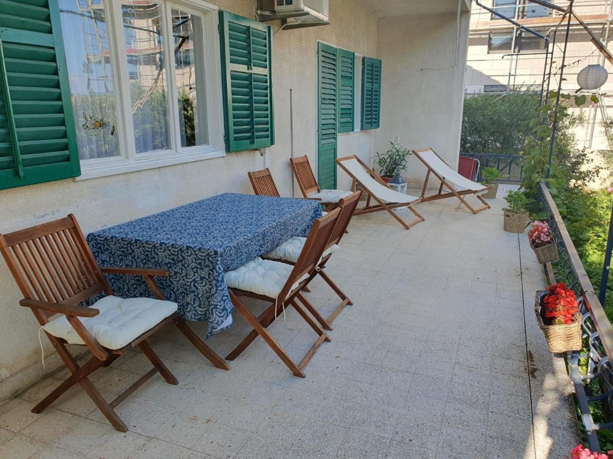 Apartment Lana Trogir Eksteriør billede