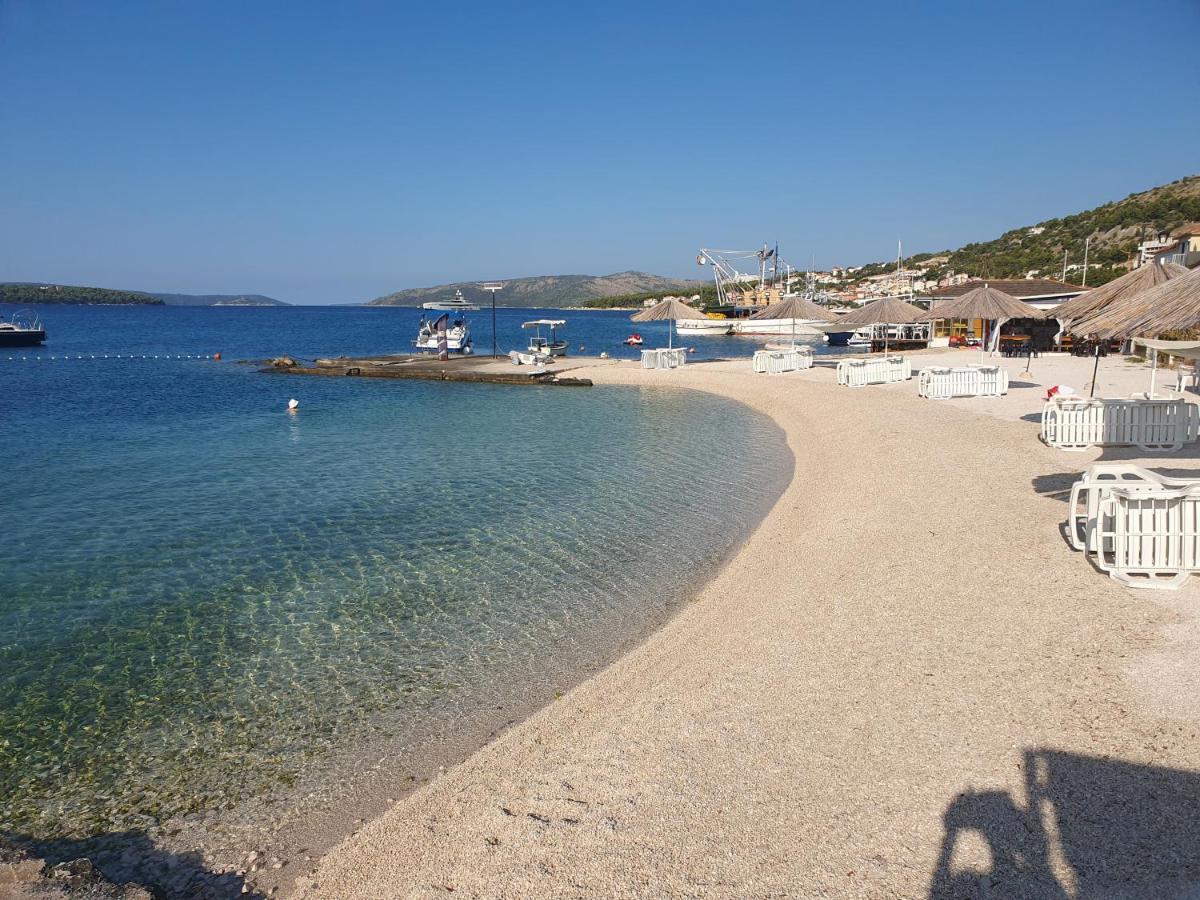 Apartment Lana Trogir Eksteriør billede