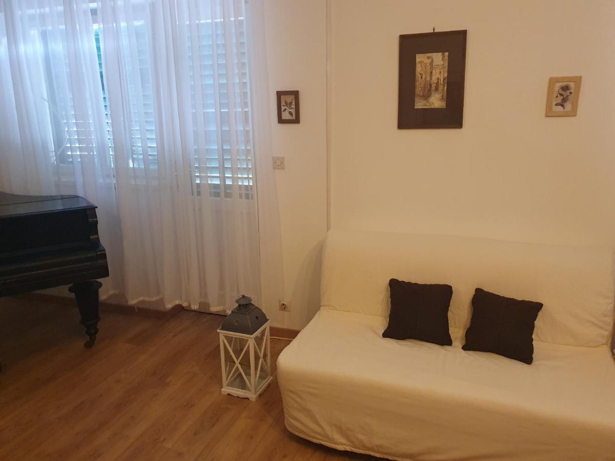 Apartment Lana Trogir Eksteriør billede