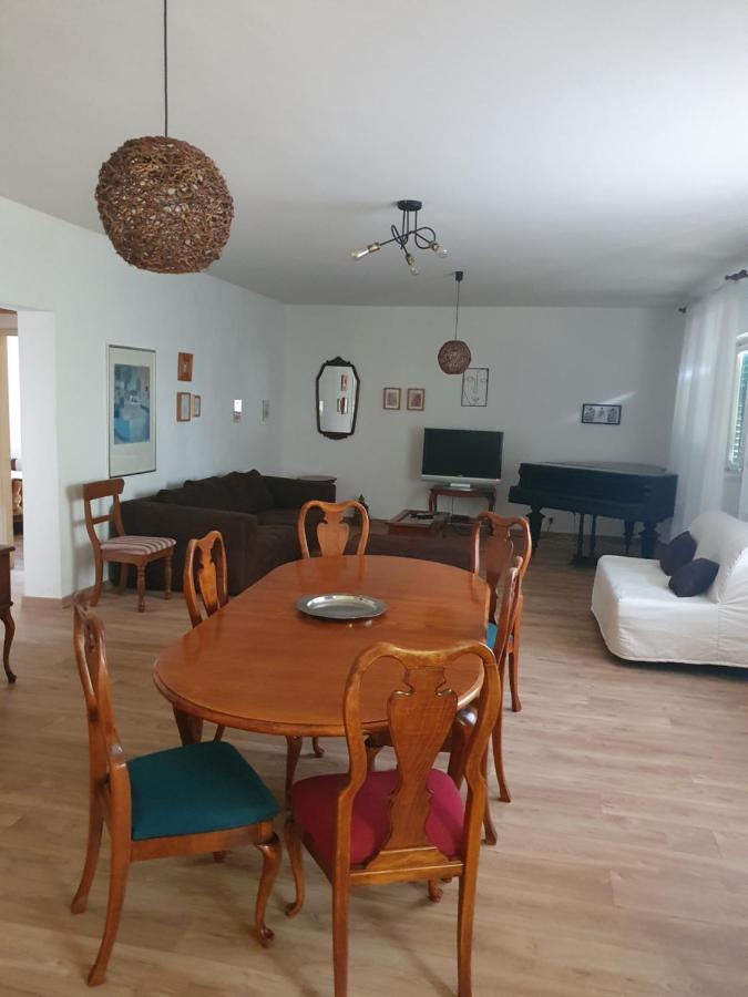 Apartment Lana Trogir Eksteriør billede