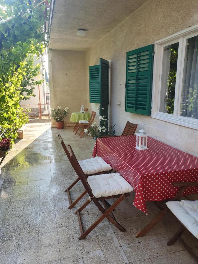 Apartment Lana Trogir Eksteriør billede